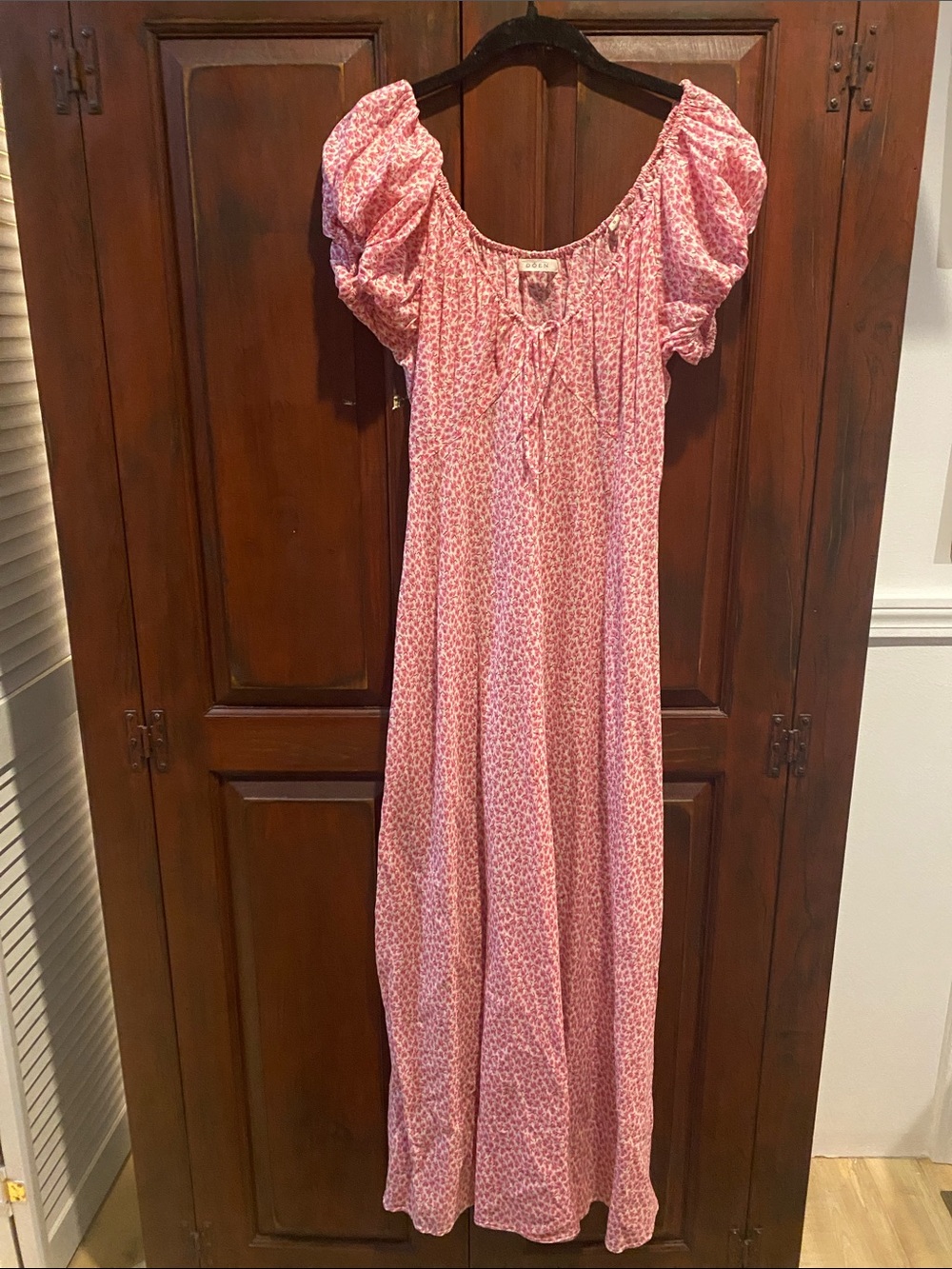 DoenWomens Pink Floral Maxi Dress with Puff Sleeves size small